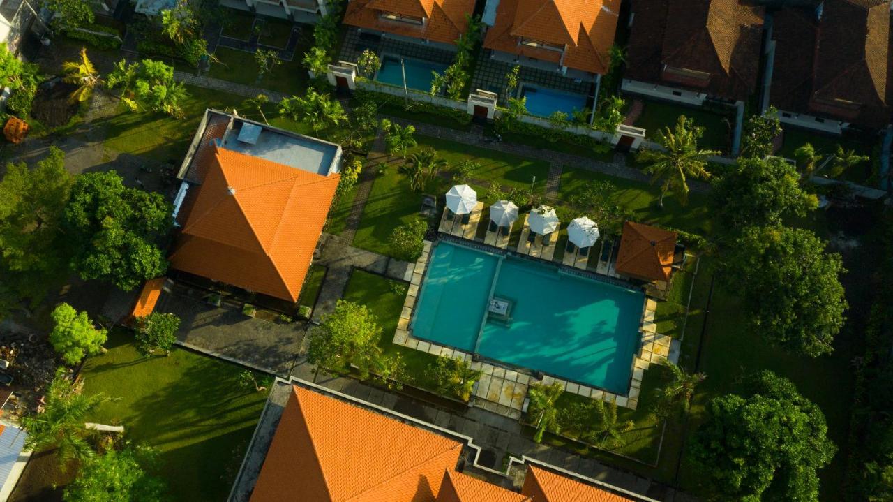 Kusuma Resort Seminyak Екстериор снимка