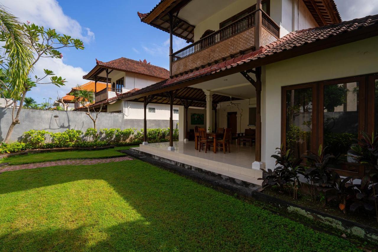 Kusuma Resort Seminyak Екстериор снимка