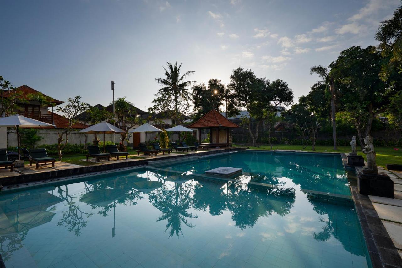 Kusuma Resort Seminyak Екстериор снимка