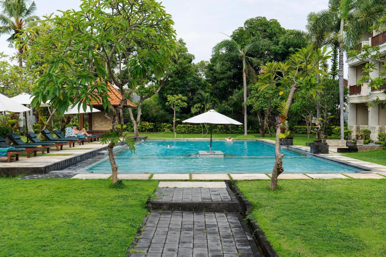Kusuma Resort Seminyak Екстериор снимка