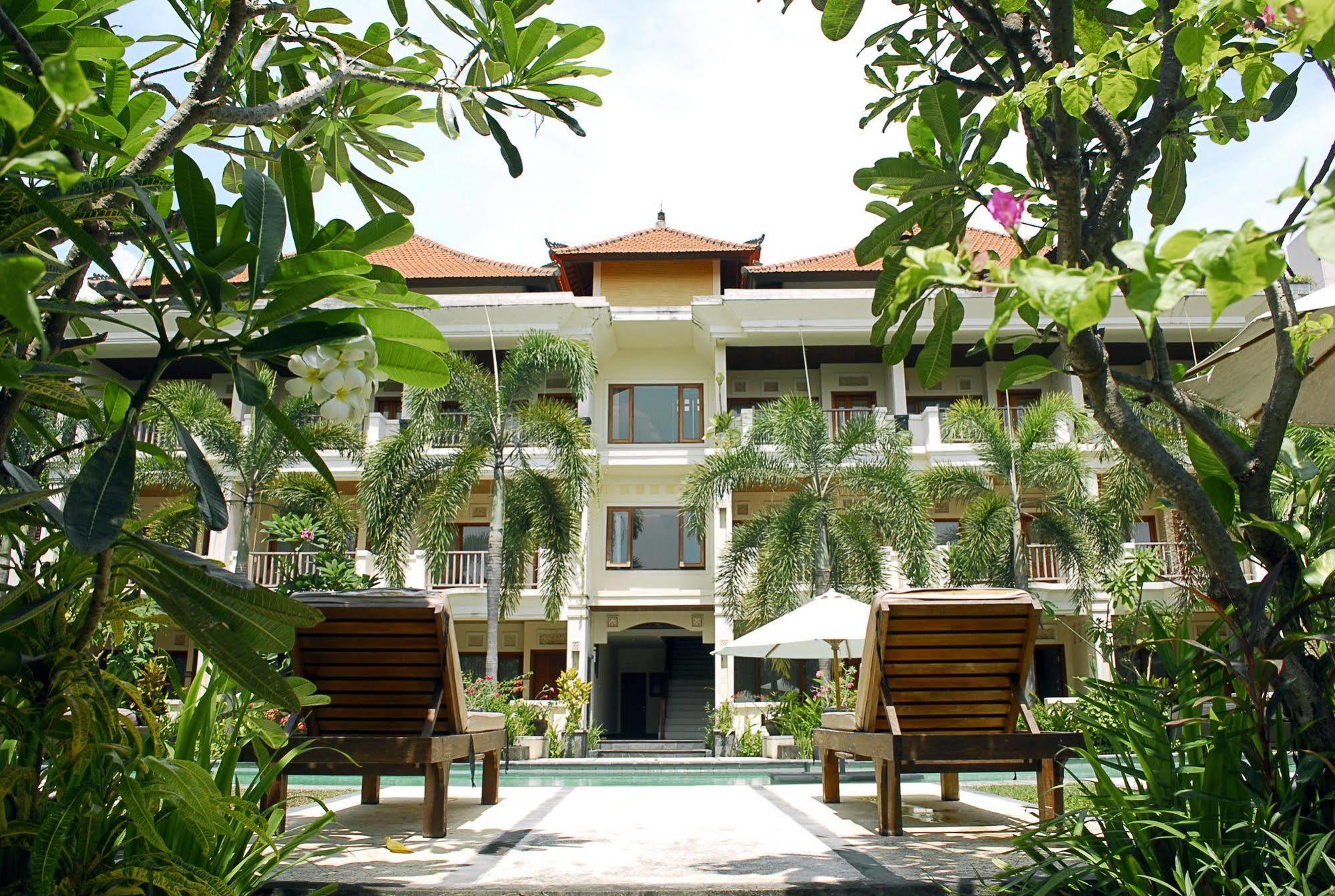 Kusuma Resort Seminyak Екстериор снимка